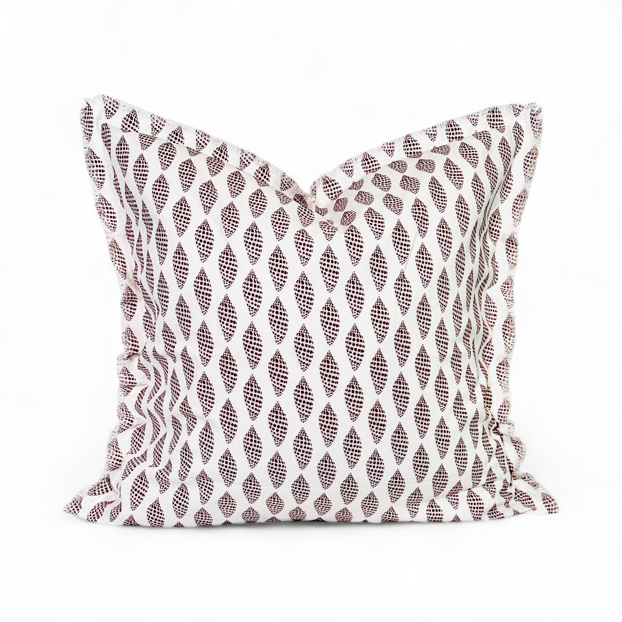 sanibel sand junonia cocoa - pillow sham - tassel edge