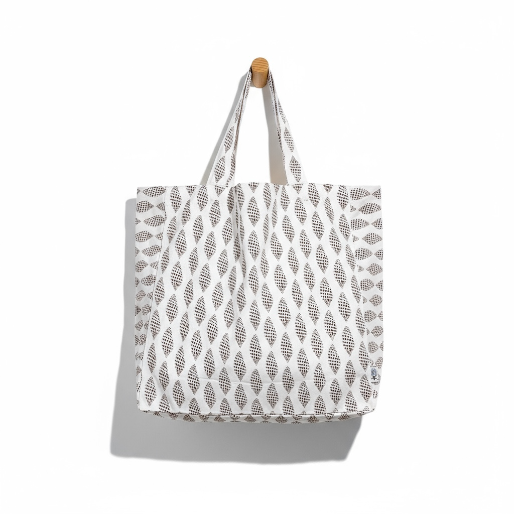 sanibel sand junonia cocoa tote bag