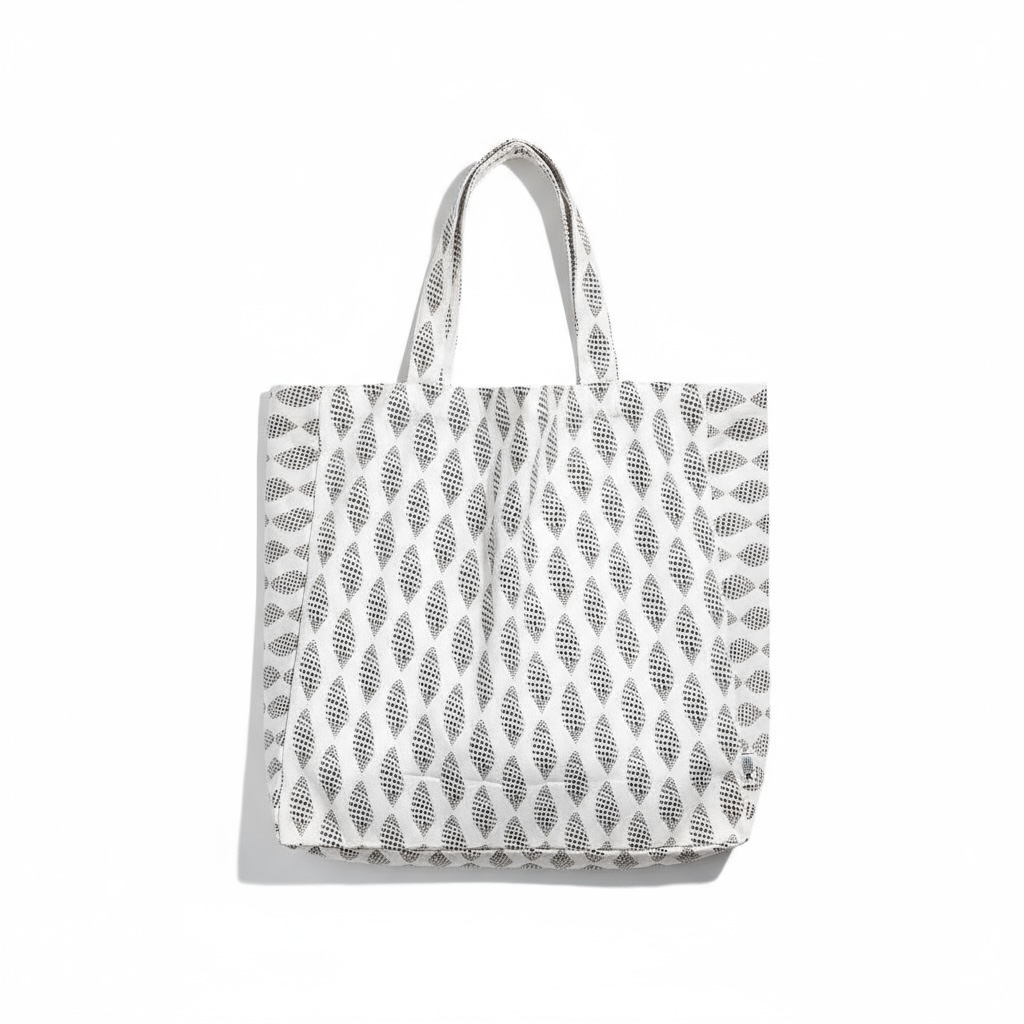 Sanibel junonia tote bag in eco-friendly cotton with cocoa shell pattern